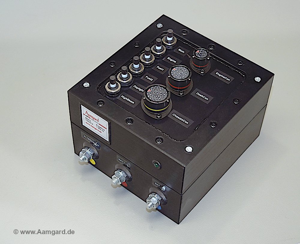 power distribution box with relays and ETA switch fuses